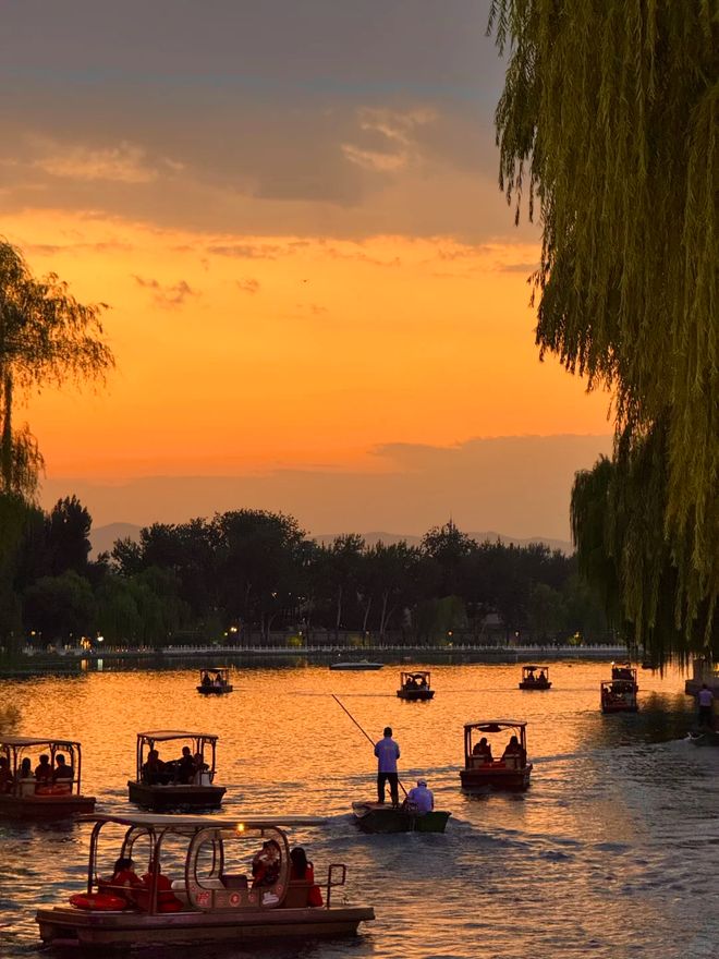 正规榜:口碑最好的旅行社一网打尽。新葡京娱乐城北京十大旅行社电话与(图3) 正规榜:口碑最好的旅行社一网打尽。新葡京娱乐城北京十大旅行社电话与(图3)